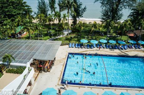 Holiday Inn Resort Penang: A Nice Beach Escape in Batu Ferringhi