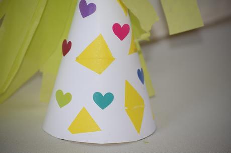 DIY Pineapple Party Hat!