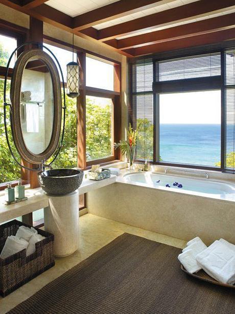 Summer Bathrooms: Beautiful rooms to retreat from the heat