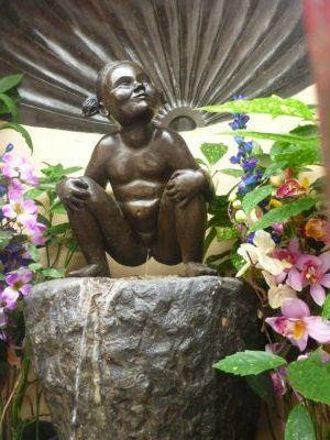 Urinating in Belgium: My Top Three Wee Wees in Brussels Jeanneke Pis