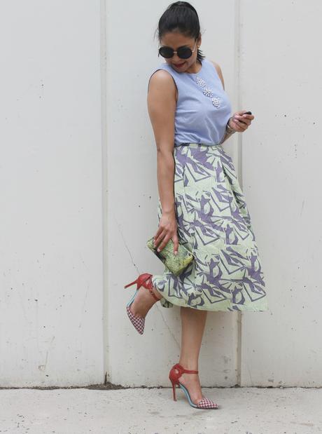 UNDER 100- SEERSUCKER