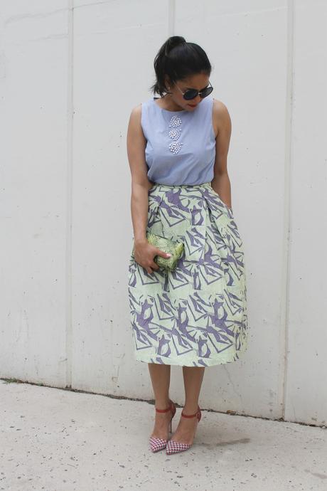 UNDER 100- SEERSUCKER