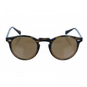 The “retro” and Californian style of Oliver Peoples