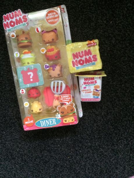 Num Noms series 1