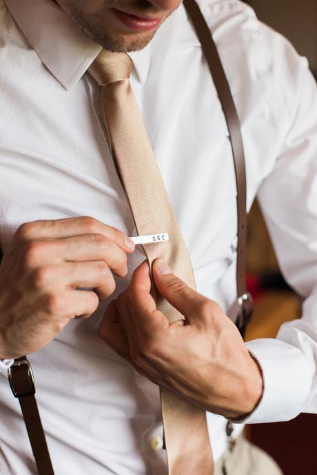 35 Awesome ways to thank your groomsmen (and groom!)