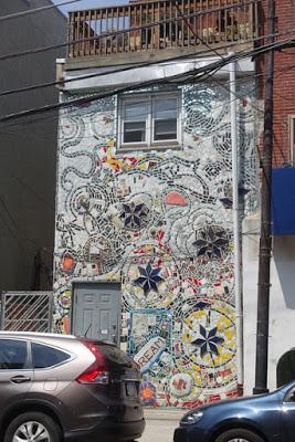 MAGNIFICENT MOSAIC MURALS: Philadelphia’s Magic Gardens