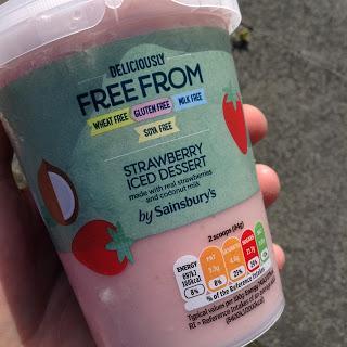 Sainsburys free from strawberry iced dessert 