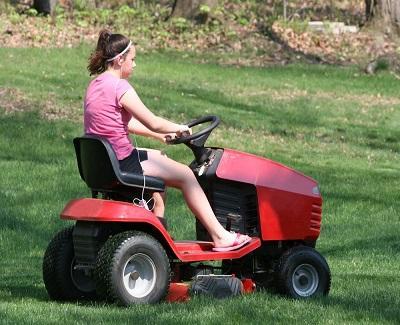 Purchasing a Ride On Lawn Mower