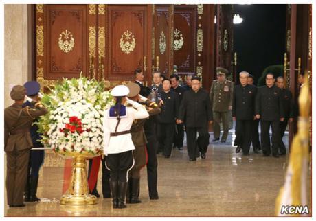 Kim Jong Un and the WPK Vice Chairman enter the statue hall at Ku'msusan (Photo: KCNA).