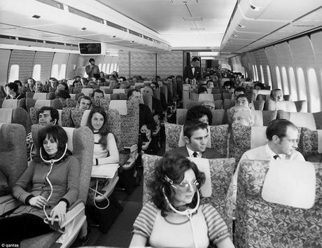 Flying Like It’s 1986: 3 Ways Technology and Trends Have Changed the In-Flight Experience