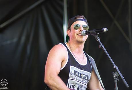 CMT Music Fest 2016: Maple Leaf Stage Day 1 Photo Review