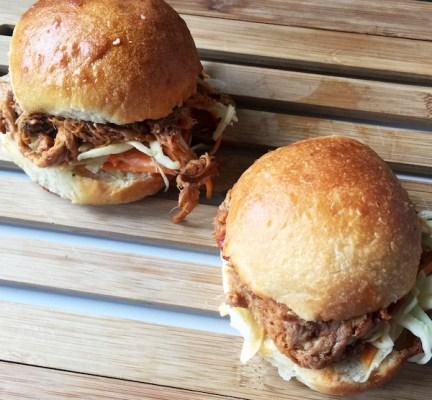 slow cooker pulled pork rolls