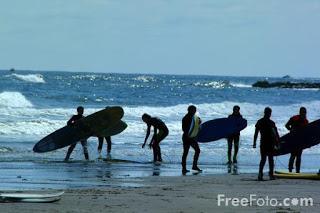 Image: Pictures of Surfing (c) FreeFoto.com. Photographer: Ian Britton