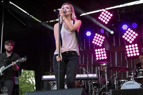 CMT Music Fest 2016: Leah Daniels and The Washboard Union on the Maple Leaf Stage!