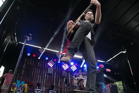 CMT Music Fest 2016: Cold Creek County and Them Dang Rattlers on the Maple Leaf Stage!