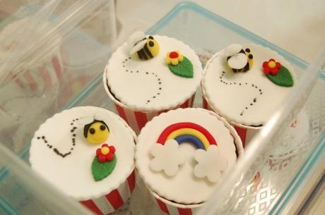 cupcakes for the couple