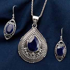 Sapphire earrings and pendants