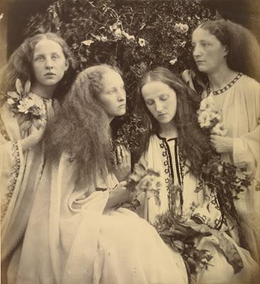 Book Review: Julia Margaret Cameron by Herself, Virginia Woolf and Roger Fry