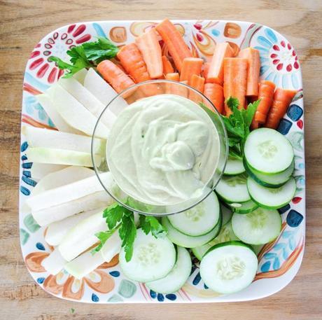 Slender Vegetable Dip with Avocado and Spicy Sriracha