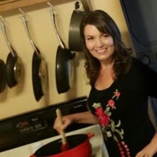 EAT LIKE A GILMORE: Kristi Carlson Talks About Her Gilmore Girls-Inspired Cookbook!