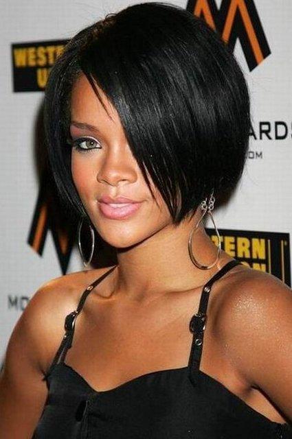 Trendy and Quirky Pictures of Rihanna's Short Hairstyles - Paperblog