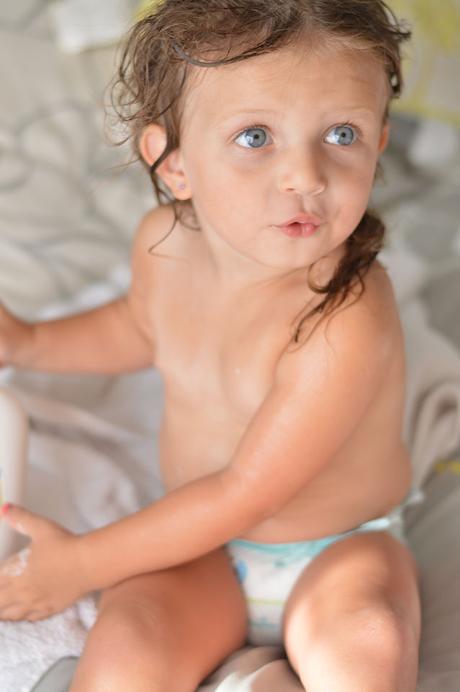 Kids outside a lot this summer? Whether it's the beach, the pool or the backyard, here's how to keep your baby's skin safe from the sun.