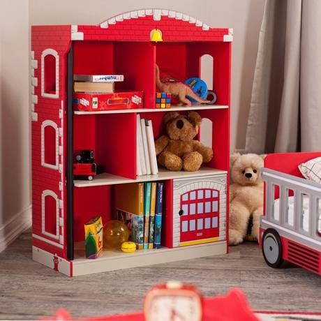 How to Decorate Your Little Girls Room With Dollhouse Bookshelves and Introduce Her With the Books from an Early Age