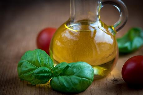 Olive oil photo