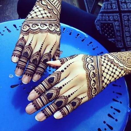 Latest Mehendi Designs: For Palm Upper Side of Hands