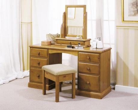 Elegant Dressing Table to Decorate Your Room
