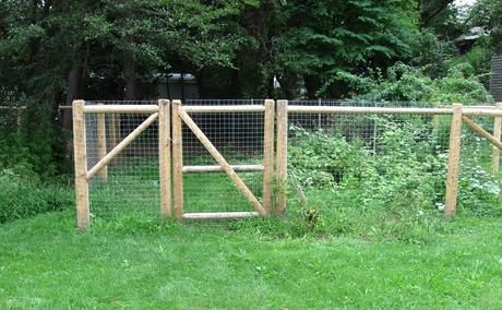 Above ground electric outlet dog fence installation