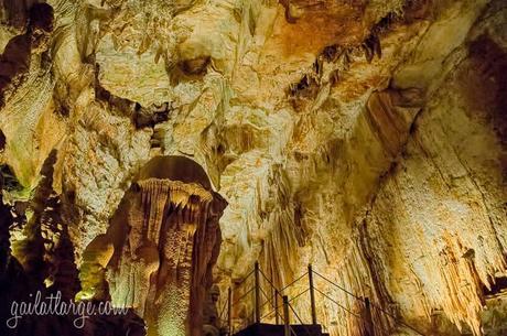 Grutas de Santo António, Portugal