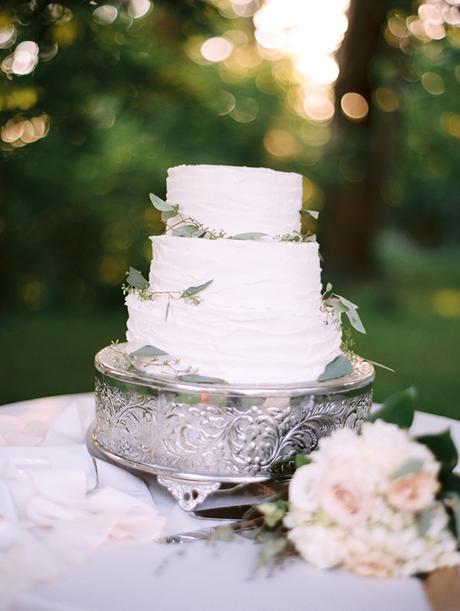 45-elegant-white-wedding-cake