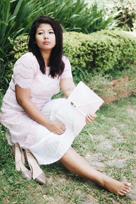SelestyMe by Chayanika Rabha in collaboration with StyleWe.com wearing Stalkbylove clutch and Jabong heels