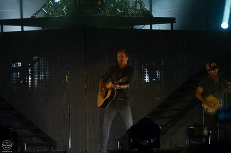 Drunk on a Plane: Dierks Bentley at Boots & Hearts 2016!