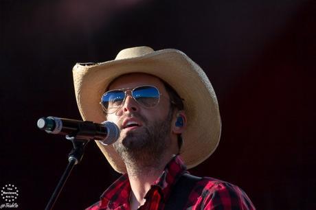 Bush Party: Dean Brody at Boots & Hearts 2016!