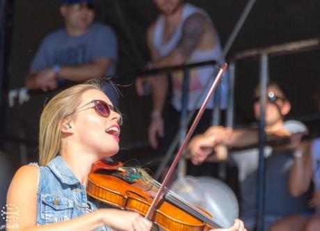 1, 2, 3, 4: Alan Doyle & The Beautiful Gypsies at Boots & Hearts 2016!