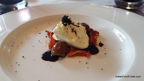 Burrata with sun dried tomato