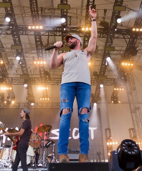 My Girl: Dylan Scott at Boots & Hearts 2016!