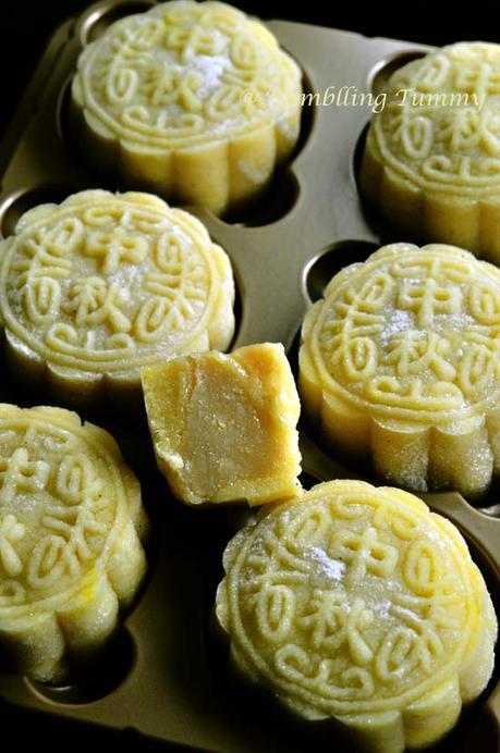 Durian Snowskin Mooncake (Olive oil)