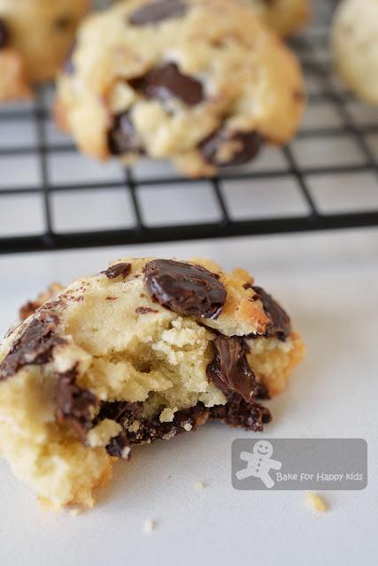 Melt-in-your-mouth Chocolate Chip Cookies - The Overnight Dough Method