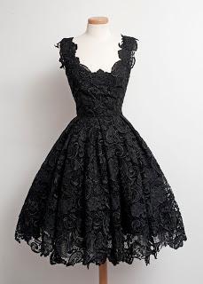 Vintage A-Line V-neck Knee-Length Black Lace Homecoming Dress