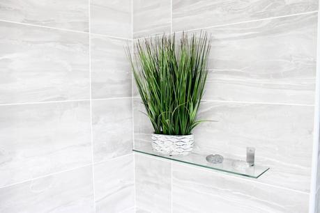 5 Ways You Can Make The Most Out Of Your Small Bathroom