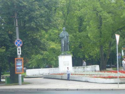 Backpacking in Kaliningrad: Top 25 Sights in Kaliningrad City Frederick Schiller Monument