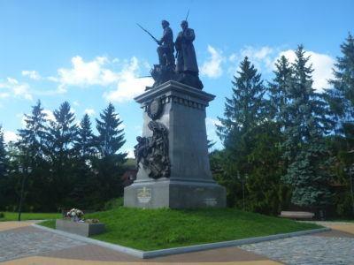 Backpacking in Kaliningrad: Top 25 Sights in Kaliningrad City First World War Monument in Kaliningrad City
