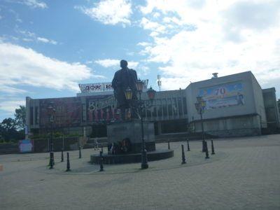Backpacking in Kaliningrad: Top 25 Sights in Kaliningrad City Lenin Statue in Kaliningrad