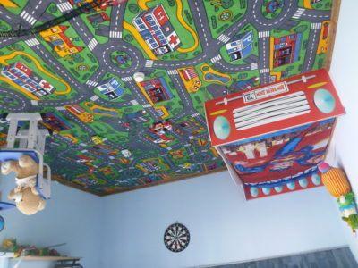 Backpacking in Kaliningrad: Top 25 Sights in Kaliningrad City Crazy Upside Down House ( перевернутая комната), Yunost Park