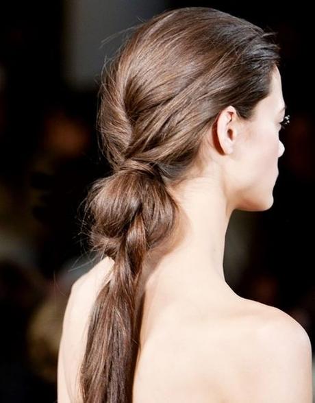 This hair trend is PERFECT for your 2016/2017 wedding