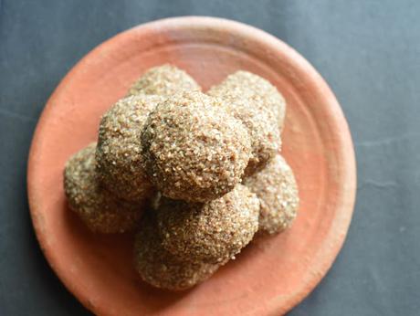 Sesame & Beaten rice Balls | Ellu & Aval Laddu with Coconut sugar | Diabetic friendly Recipe | Low GI index sweet