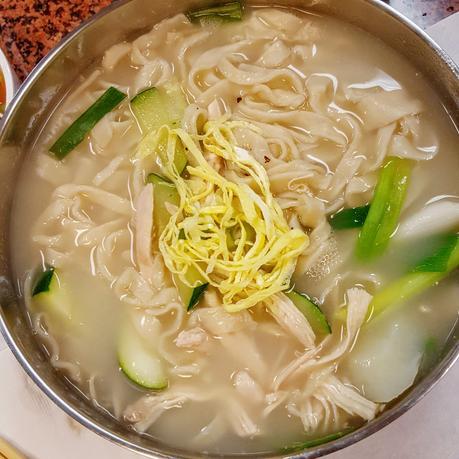Weekly Food Diary | UberEats & The Best Chicken Noodle Soup